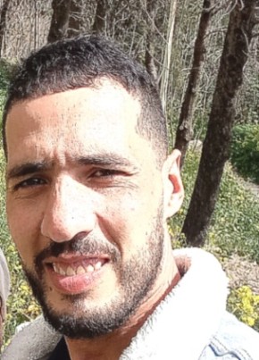 Ismail  chstntin, 32, People’s Democratic Republic of Algeria, Mila