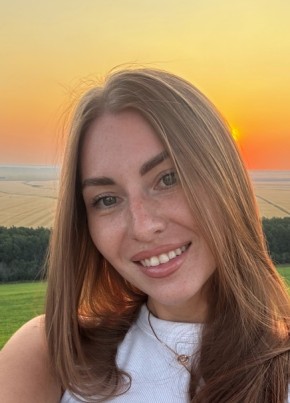 Юлия из Саратова 30 лет