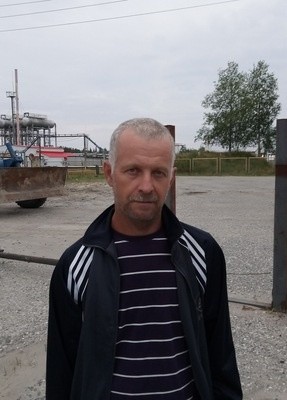 Анатолий, 35, Россия, Пыть-Ях