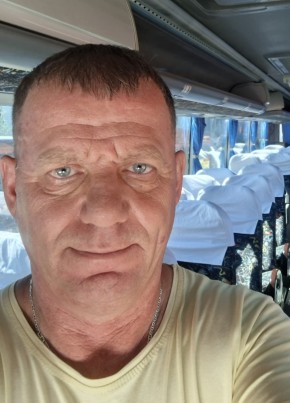 Андрей из Хабаровска 54 года