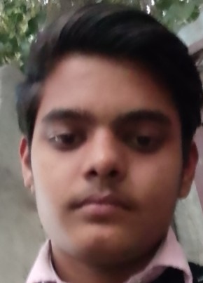 Akash, 18, India, Delhi