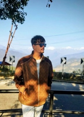 Bidur из Kathmandu 24 года