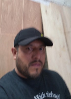 Isaac martinez, 39, Estados Unidos Mexicanos, Apizaco
