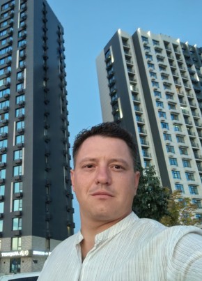 Николай из Астрахани 38 лет