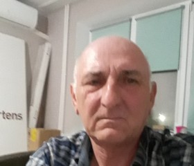 Юрий, 58 лет, Саратов