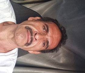 Mario, 50, Manzanillo