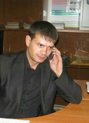 Денис, 40, Россия, Мегион