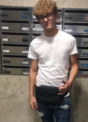 Dani, 19, Spain, Madrid