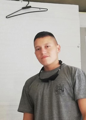 José, 23, República de Colombia, Pitalito