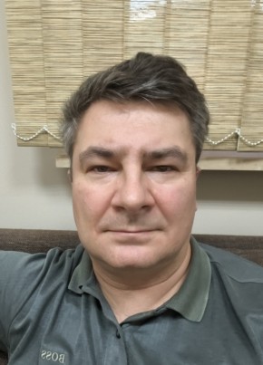 Максим из Москвы 50 лет