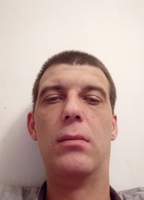 Александр, 34, Россия, Новотроицк