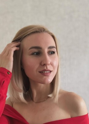 Карина из Истры 31 год
