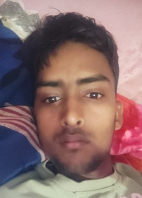 Akhilesh Kumar, 18, India, Delhi