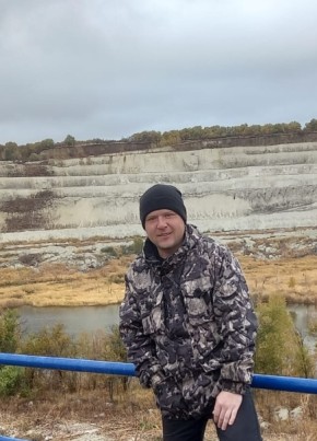 владимир из Саратова 37 лет