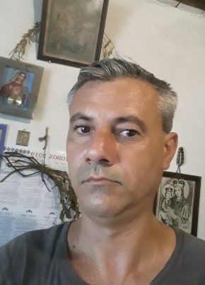 Ionel, 50, Romania, București
