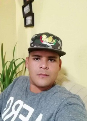 Carlos, 28, Estados Unidos Mexicanos, Tepic