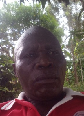 Wakeda Cyril из Mbale 57 лет