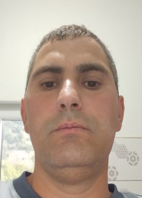 Serețan Vasile из Bistrița 18 лет