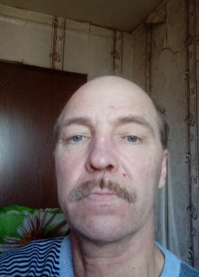 Олег, 55, Россия, Артем