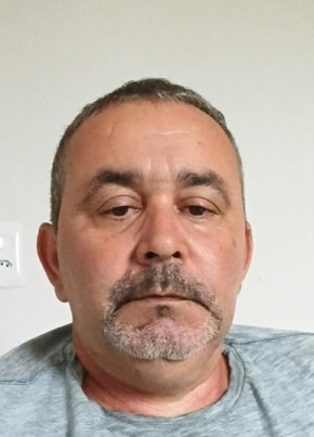 Tony из Petrolina 28 лет