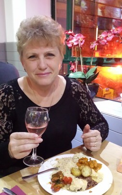 Елена, 65, Россия, Волжский (Волгоградская обл.)