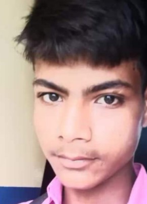 Raju Patel, 18, India, Ara