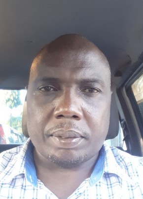 Allan Morau, 52, Tanzania, Dar es Salaam