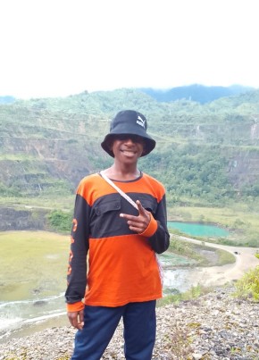 John, 18, Papua New Guinea, Arawa