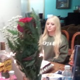 Morina, 18  , Bloomington (State of Minnesota)