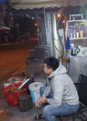 Trần, 22, Vietnam, Ho Chi Minh City