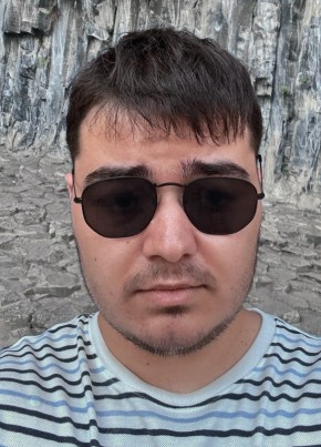Mark, 20, Armenia, Yerevan