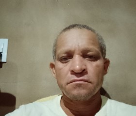 Adão, 40, Balsas