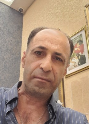 Стефан из Санкт-Петербурга 54 года