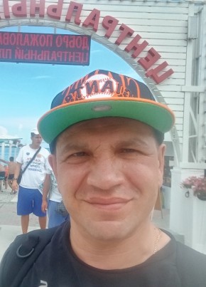 Дмитрий из Новороссийска 50 лет