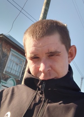 Олег, 32, Россия, Серов