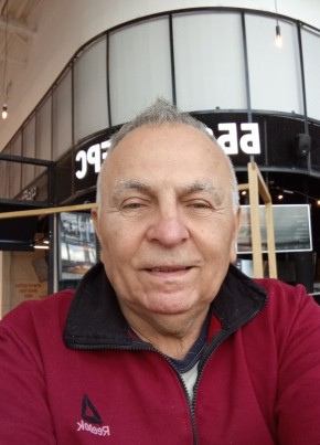 Миша из Москвы 60 лет