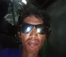 Muhammad Riadi, 19, Semarang