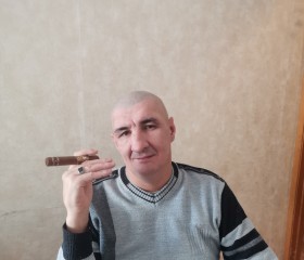Виталий, 40 лет, Тобольск