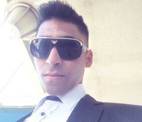 Adrian, 26, Gjakove