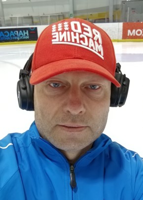 Сергей из Москвы 49 лет