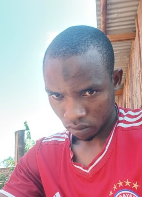 Musa, 18, Uganda, Kampala