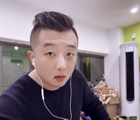 JJ, 40, Duobao