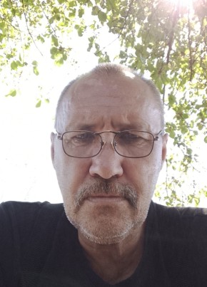 Александр из Таганрога 57 лет