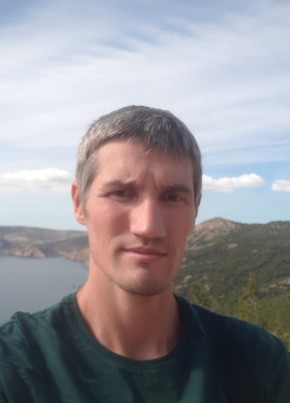 Vanya, 29, Russia, Simferopol