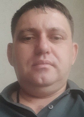 максим, 41, Россия, Омск