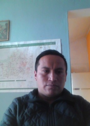 renato Fabian, 41, República del Ecuador, Cuenca