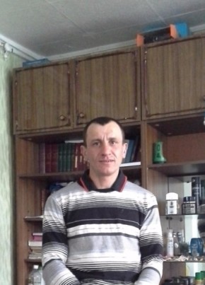 Андрей из Русской Поляны 43 года