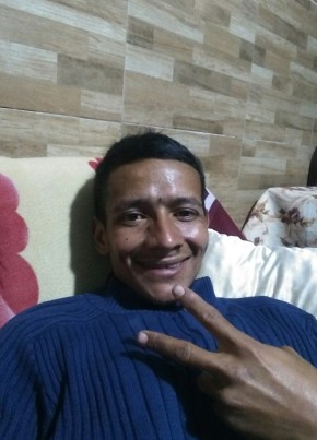 Manfred, 32, República de Costa Rica, San José (San José)