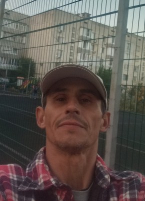 Иван, 41, Россия, Симферополь