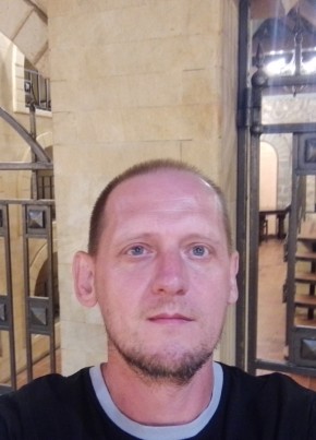 Иии из Калининграда 42 года